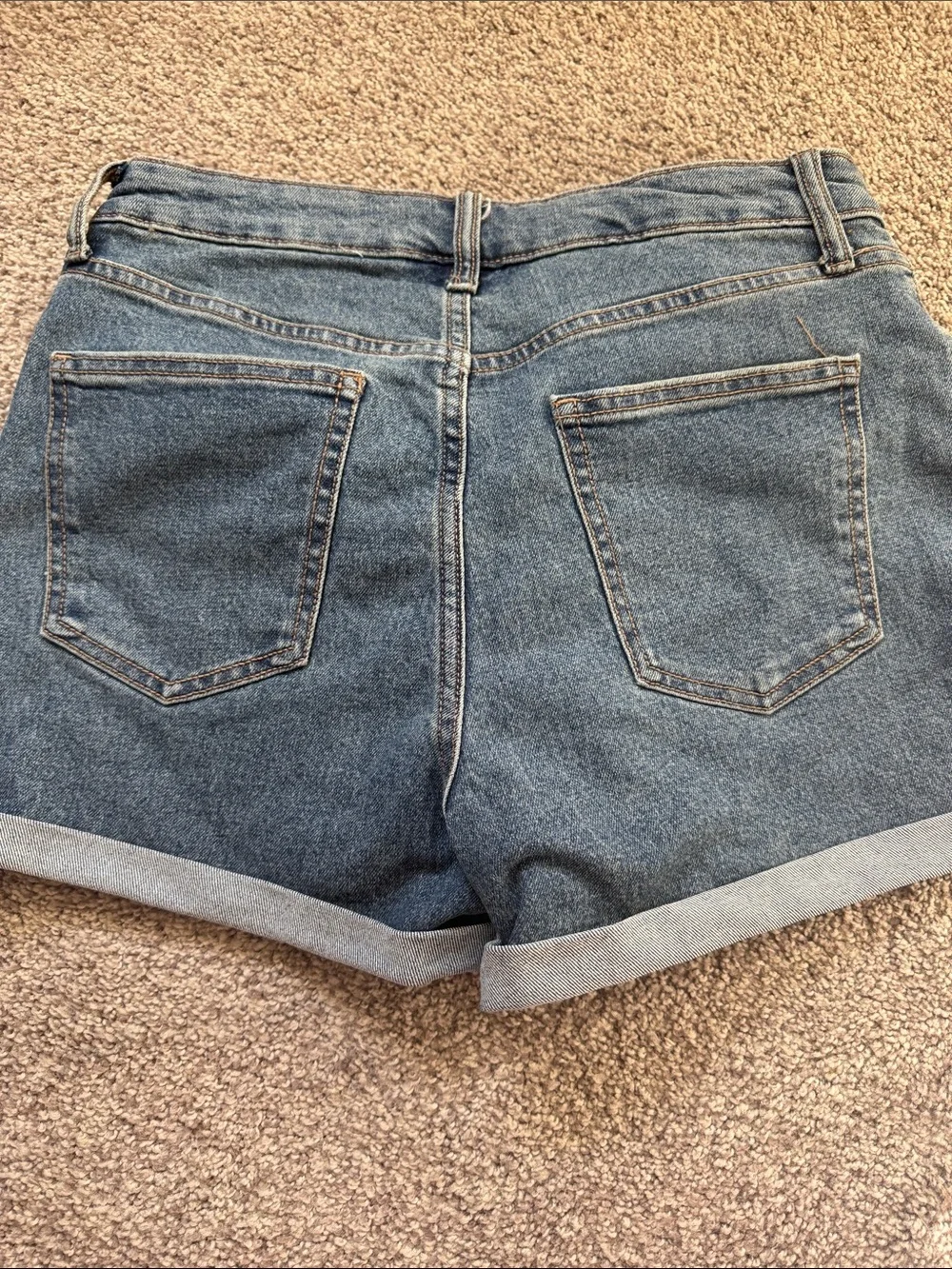 No boundaries high rise short size 8